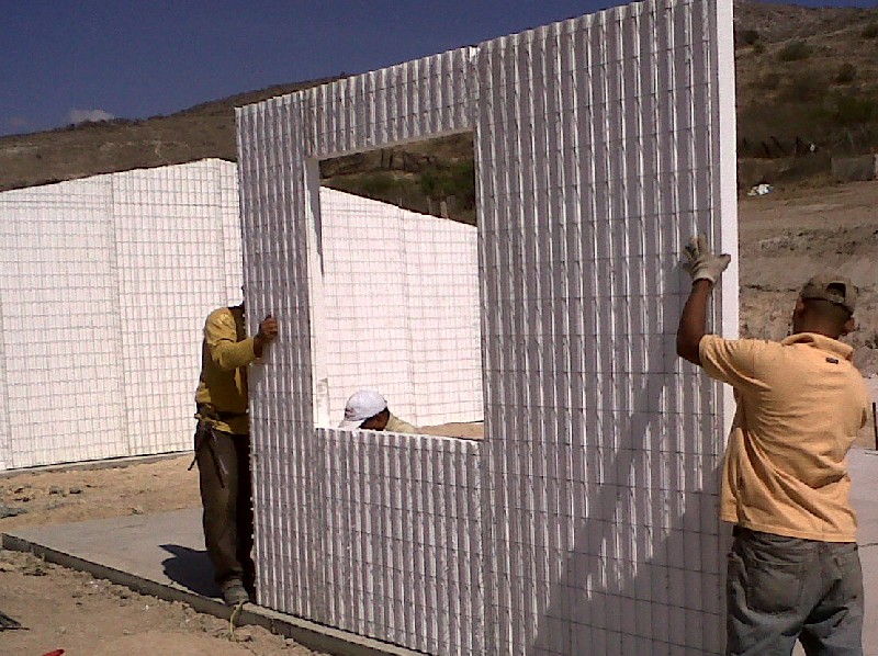 panel aislante con malla de acero para paredes