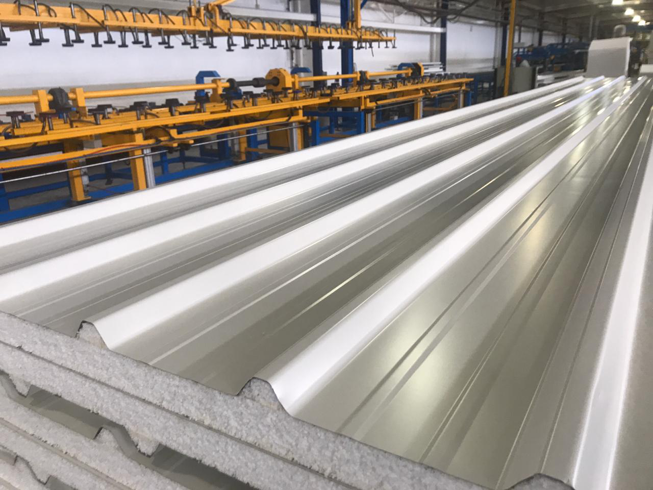 panel aislante TERMOPANEL para cubiertas industriales